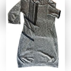 Preloved Dress size UK14 EU42 US 10 grey with black stretchy fabric